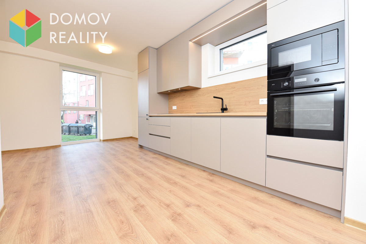Fotografie 1 - Pronájem bytu · 2+kk · 68 m²