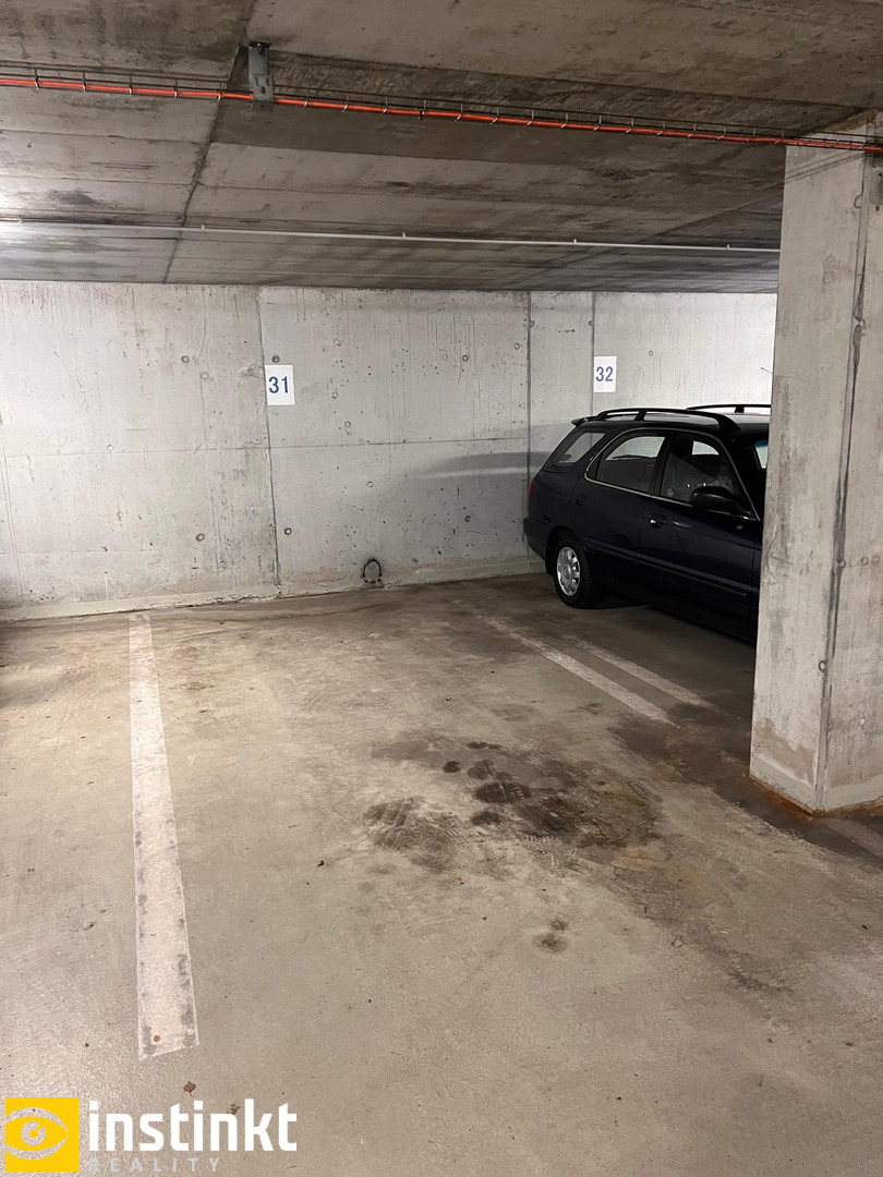 Fotografie 4 - Pronájem garáže · 20 m²