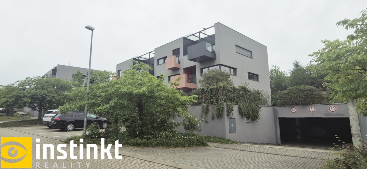 Оренда гаража · 15 m²