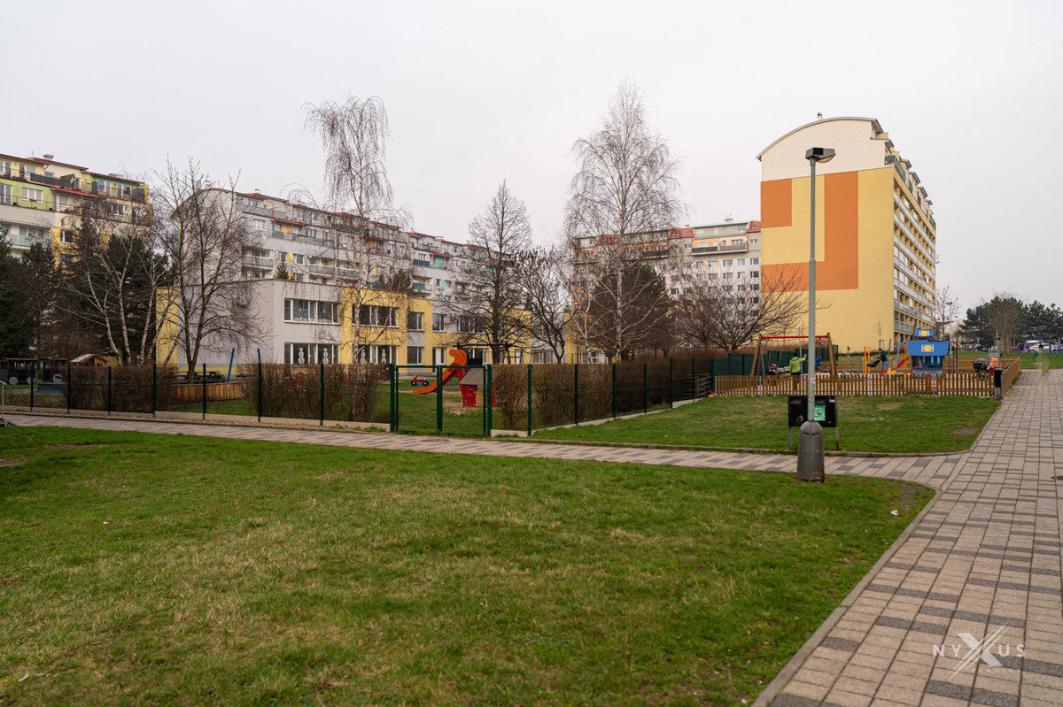 Photo 25/32