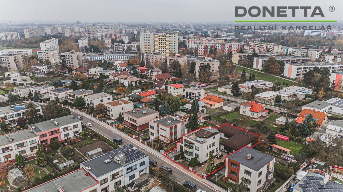 Fotografie 4 - Prodej domu · Rodinný · 240 m² · 5 pokojů