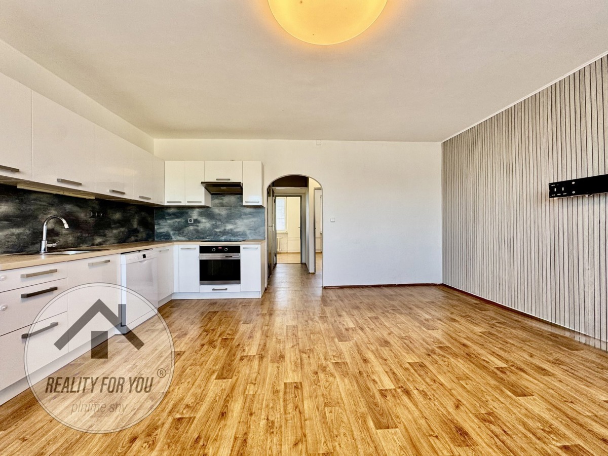 Продаж квартири · 3+kk · 66 m²