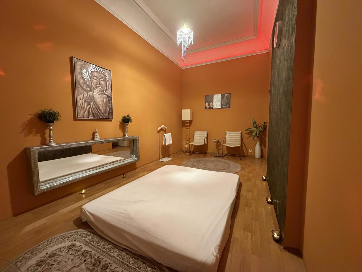 Bất động sản thương mại cho thuê · Phòng massage · 98 m²
