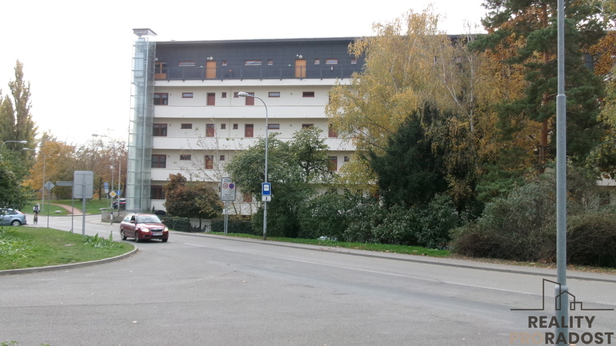 Pronájem bytu · 2+kk · 40 m²