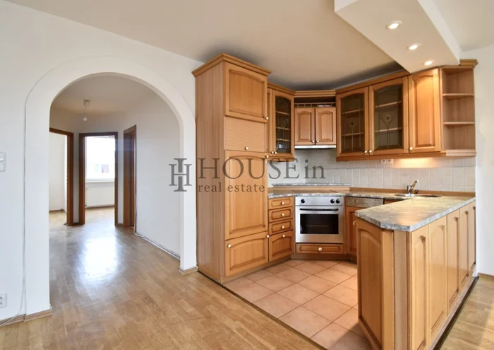 Аренда квартиры · 3+kk · 68 m²