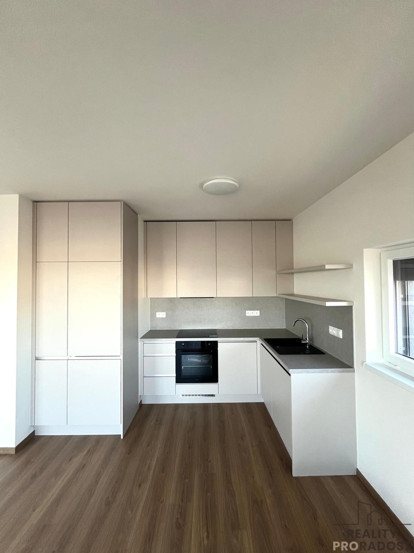 Аренда квартиры · 2+kk · 62 m²