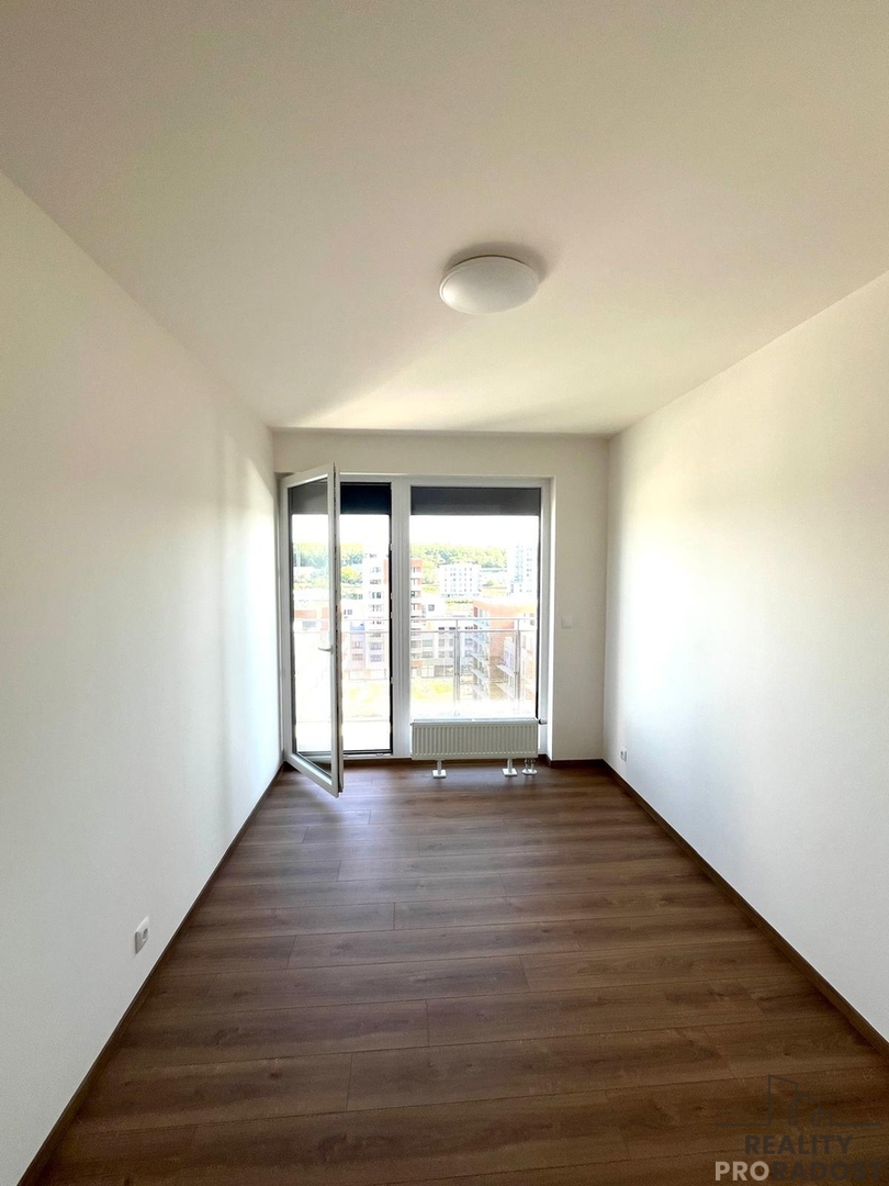 Fotografie 2 - Pronájem bytu · 2+kk · 59 m²