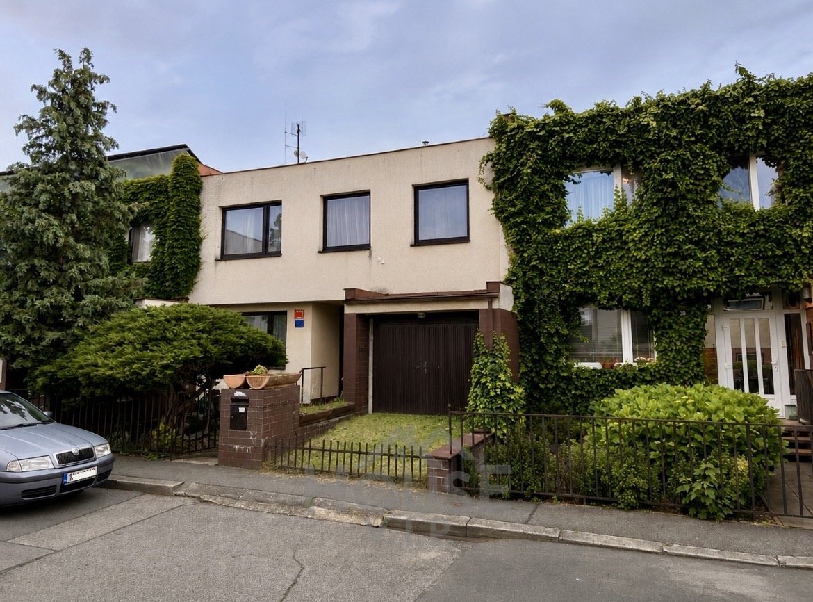 Prodej domu · Rodinný · 280 m² · 5 pokojů