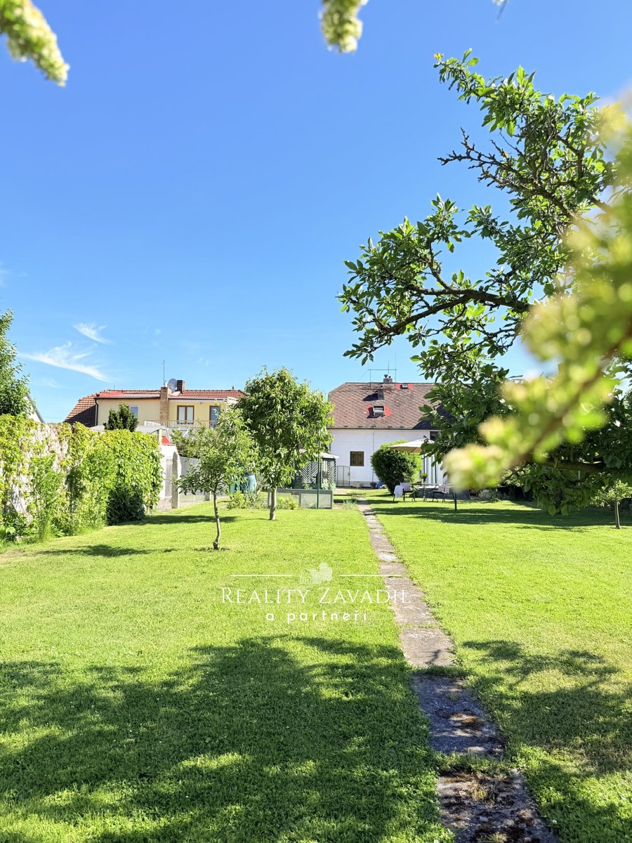 Prodej domu · Rodinný · 180 m² · 5 pokojů