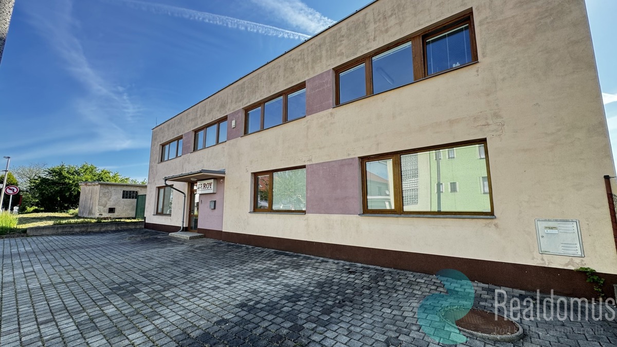 Fotografie 3 - Prodej komerční nemovitosti · Výrobní haly · 315 m²