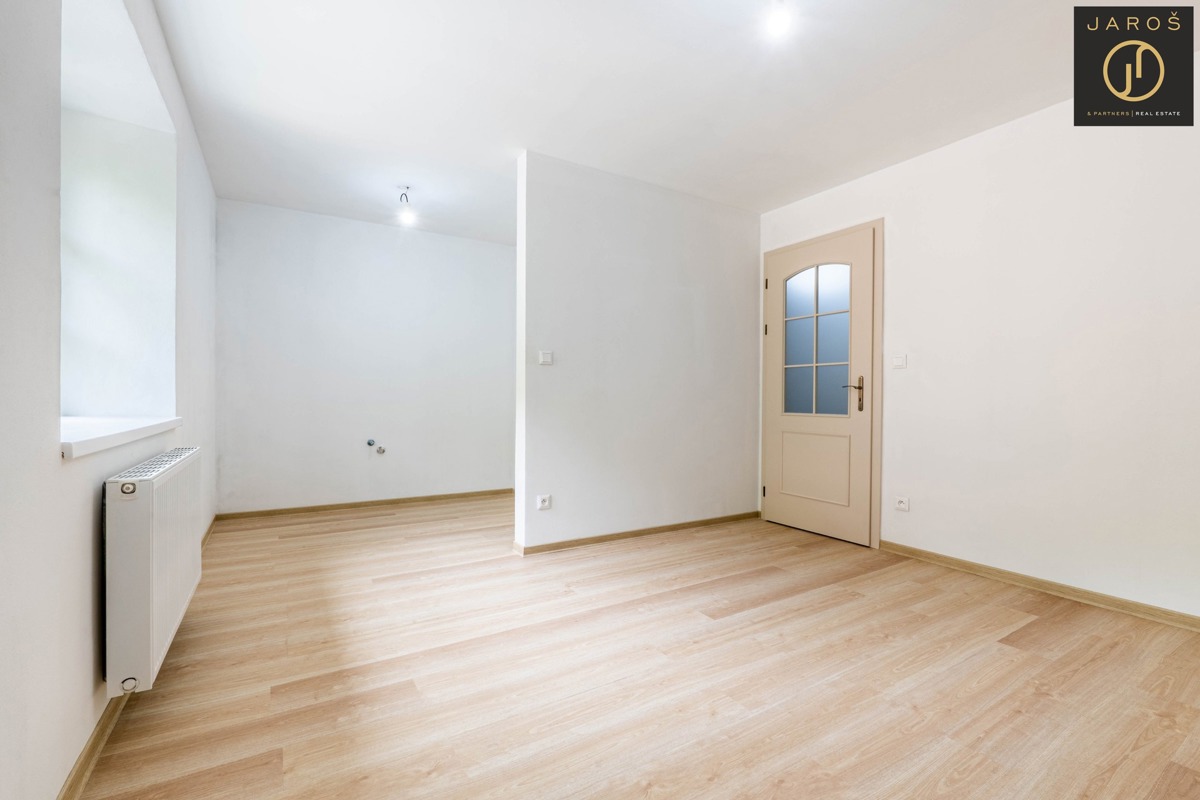 Продаж квартири · 2+kk · 43 m²