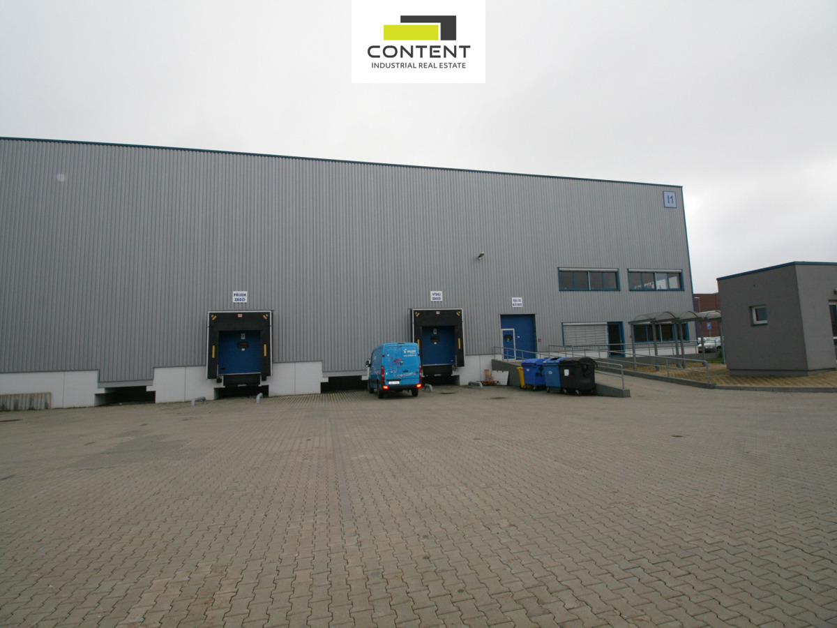 Commercial property for rent · 1 757 m²