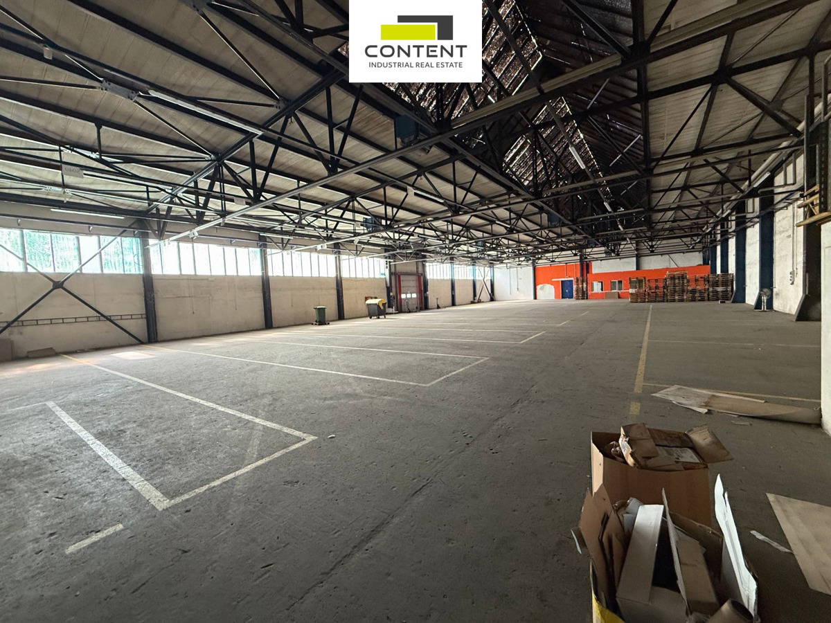 Fotografie 3 - Prodej komerční nemovitosti · Sklad · 6 100 m²