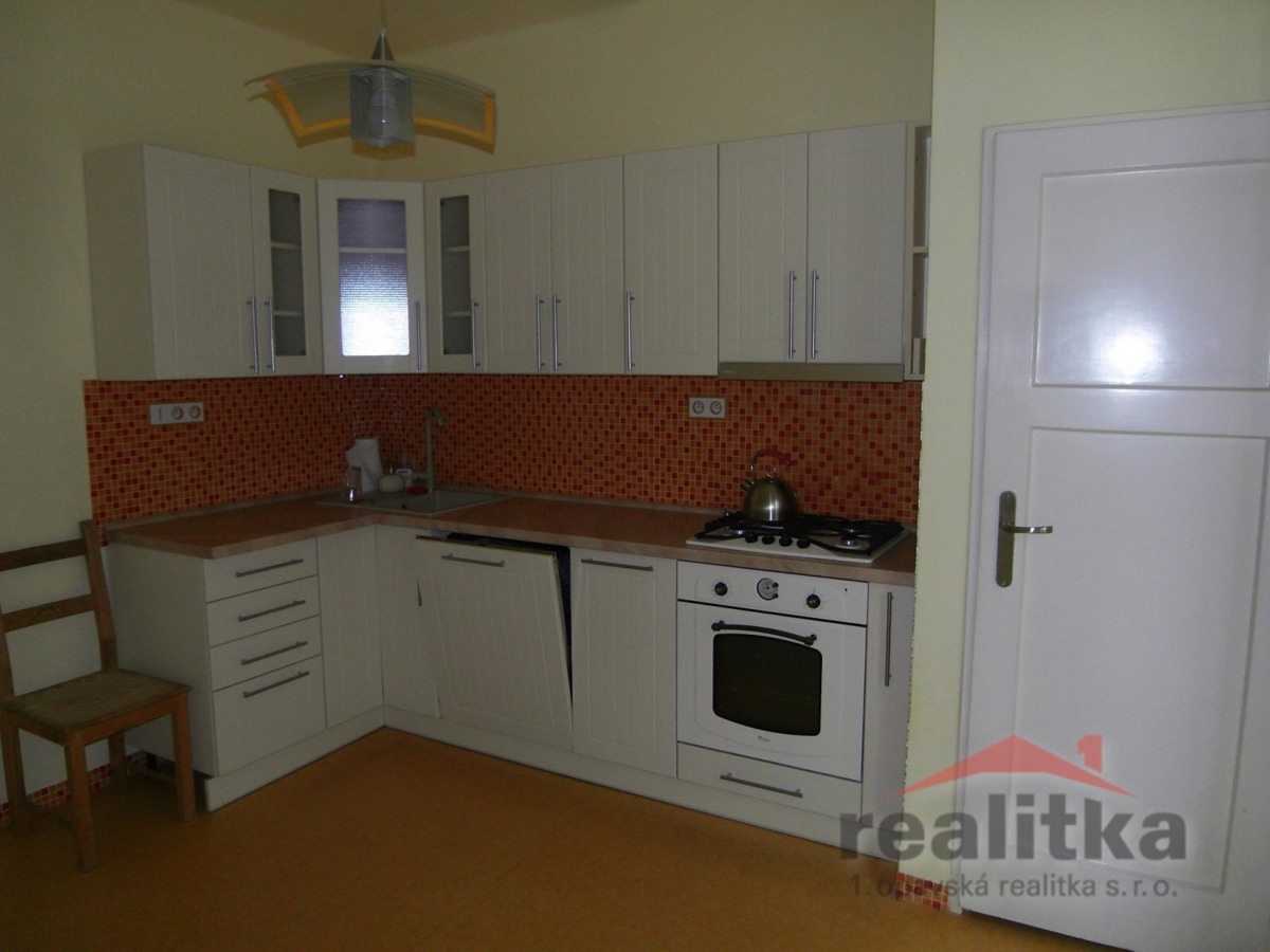 Fotografie 2 - Pronájem bytu · 2+1 · 80 m²