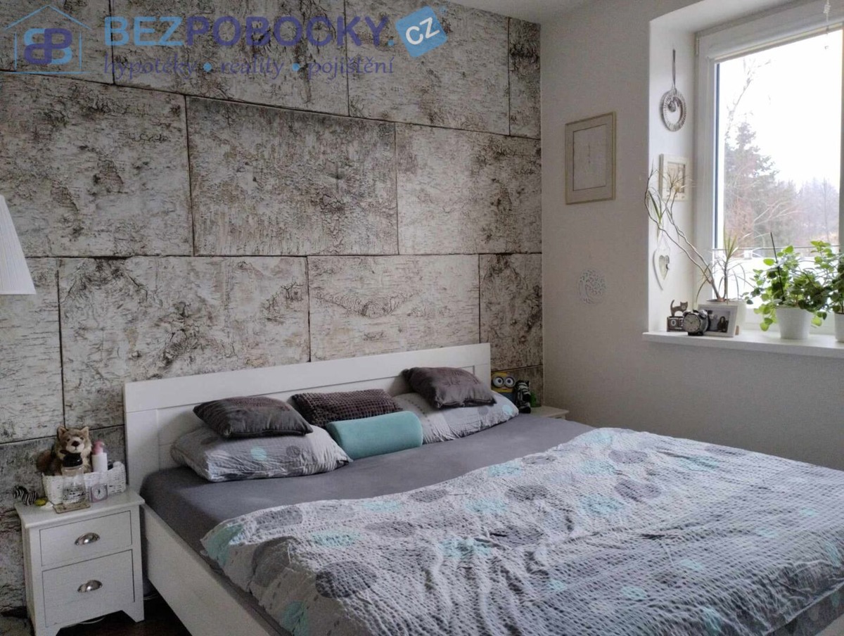 Fotografie 2 - Pronájem bytu · 2+kk · 39 m²