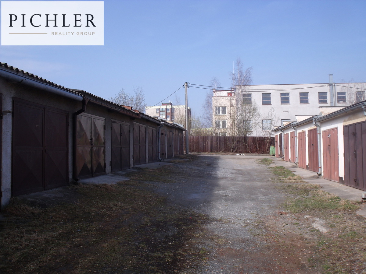 Fotografie 3 - Pronájem garáže · 15 m²