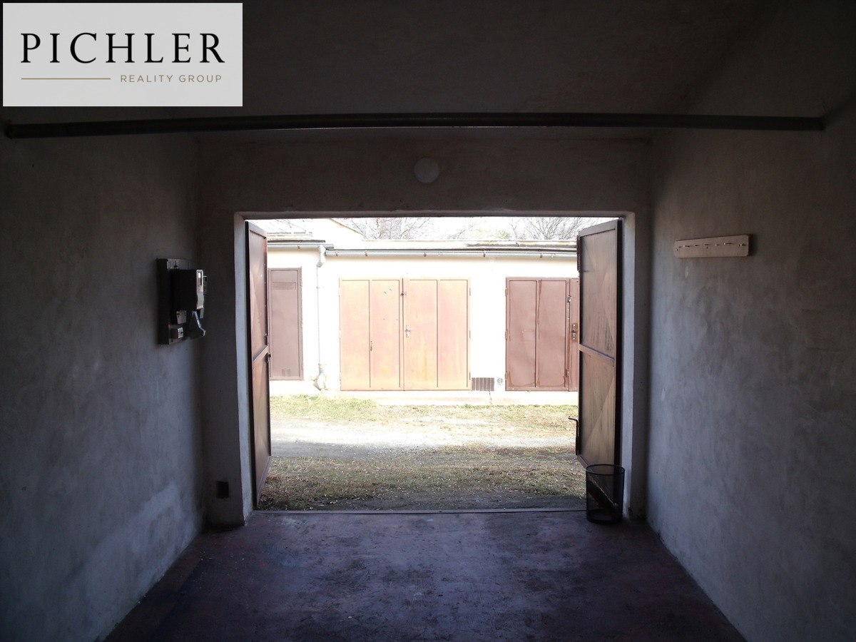 Fotografie 2 - Pronájem garáže · 15 m²