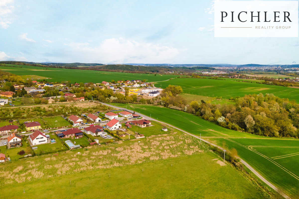 Fotografie 3 - Prodej pozemku · Bydlení · 1 932 m²