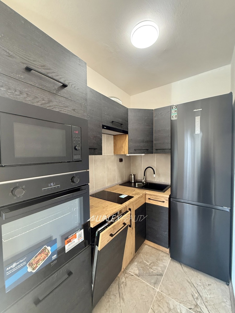 Fotografie 2 - Pronájem bytu · 2+kk · 47 m²