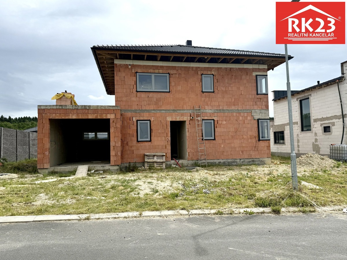 Fotografie 3 - Prodej domu · Rodinný · 190 m² · 5 pokojů