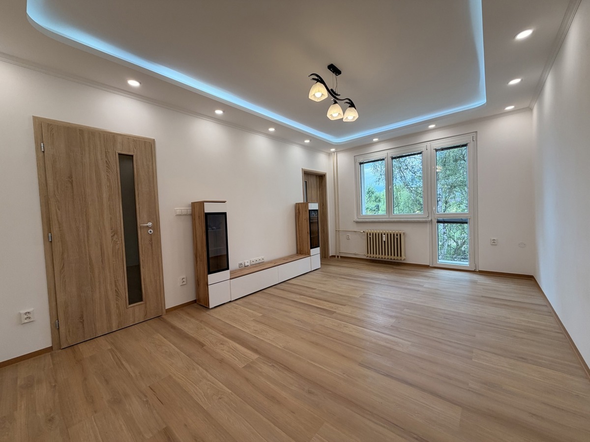 Fotografie 1 - Pronájem bytu · 3+1 · 74 m²