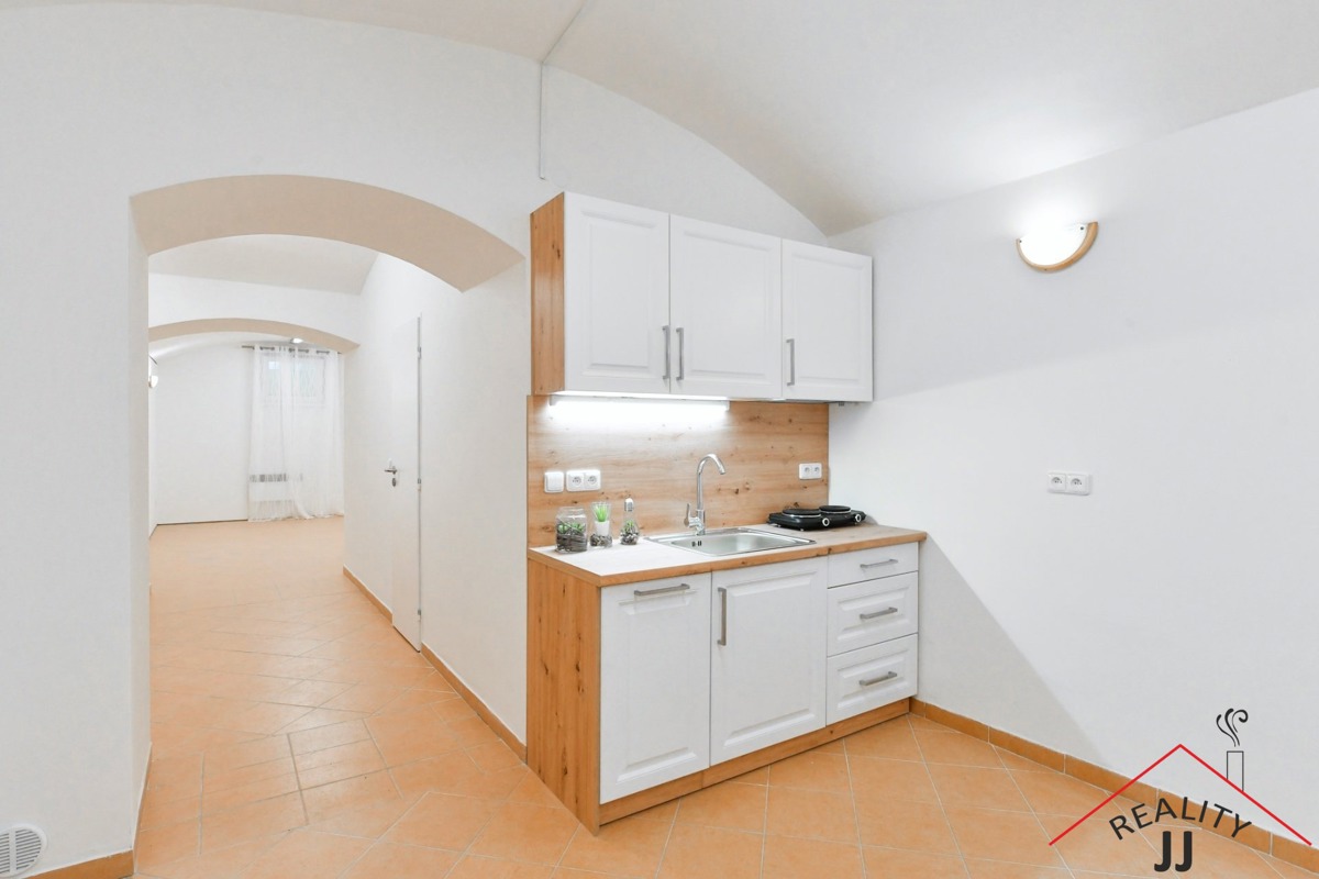 Fotografie 2 - Prodej komerční nemovitosti · Kancelář · 44 m²