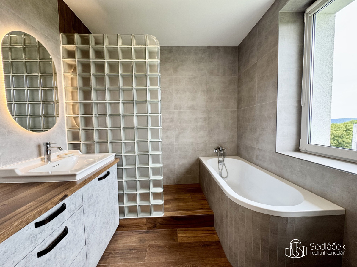 Fotografie 1 - Pronájem bytu · 3+kk · 69 m²