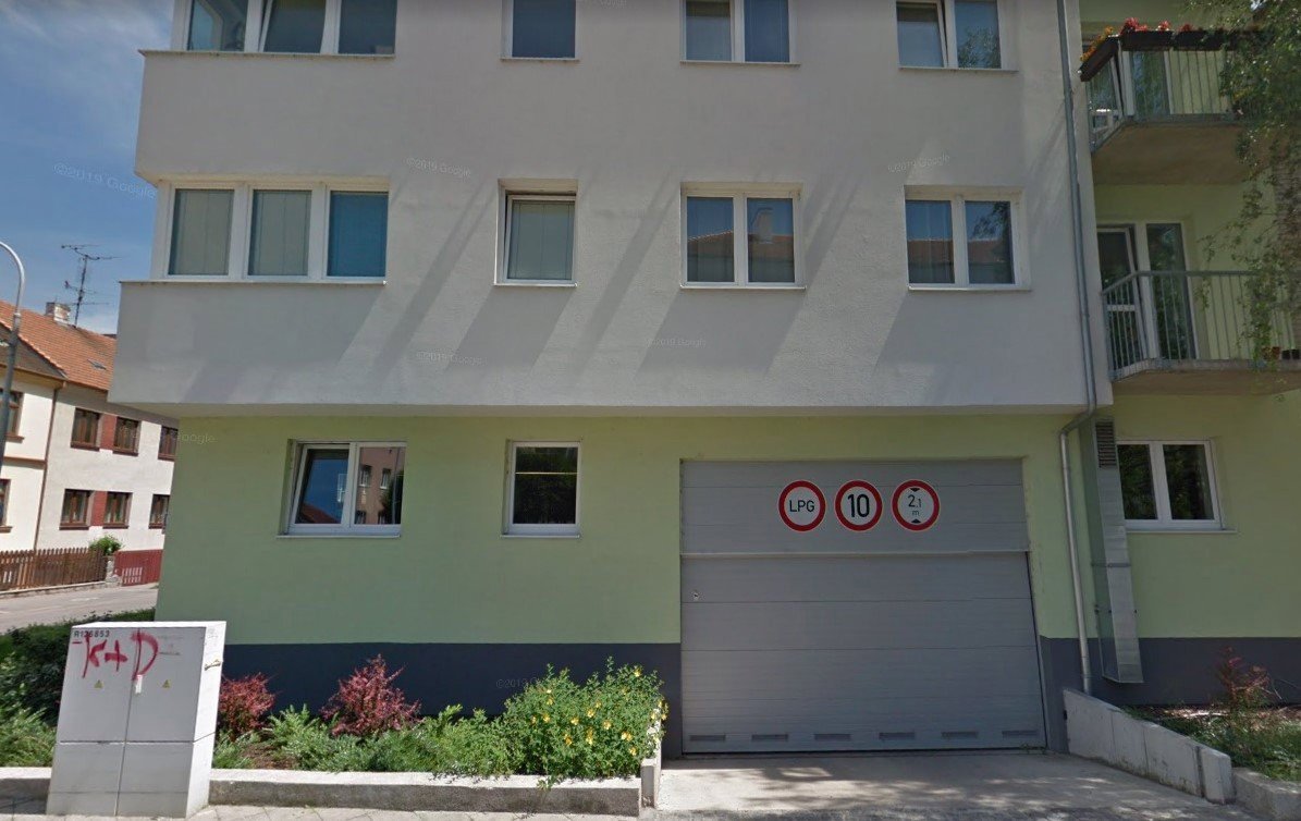 Photo 1/3