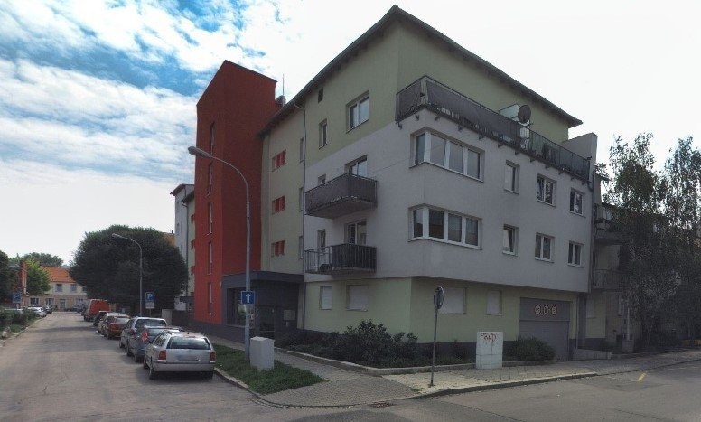 Fotografie 2 - Pronájem garáže · 13 m²