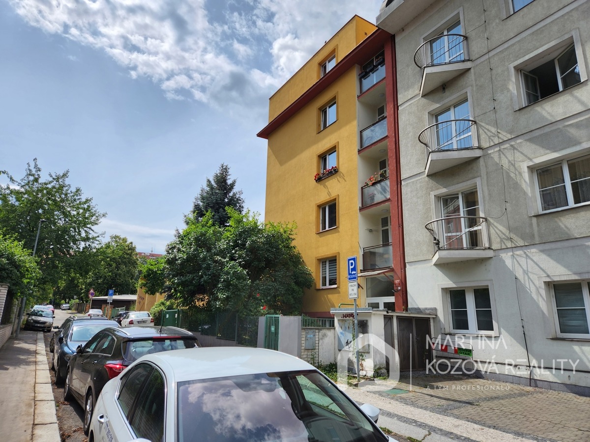 Pronájem bytu · 1+kk · 26 m²