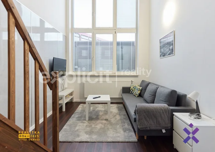 Pronájem bytu · 1+kk · 40 m²
