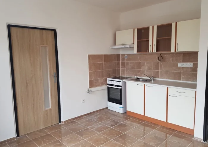 Pronájem bytu · 1+1 · 43 m²