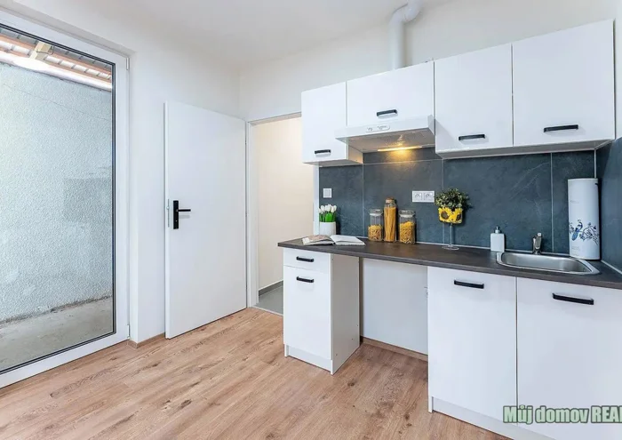 Pronájem bytu · 1+kk · 22 m²