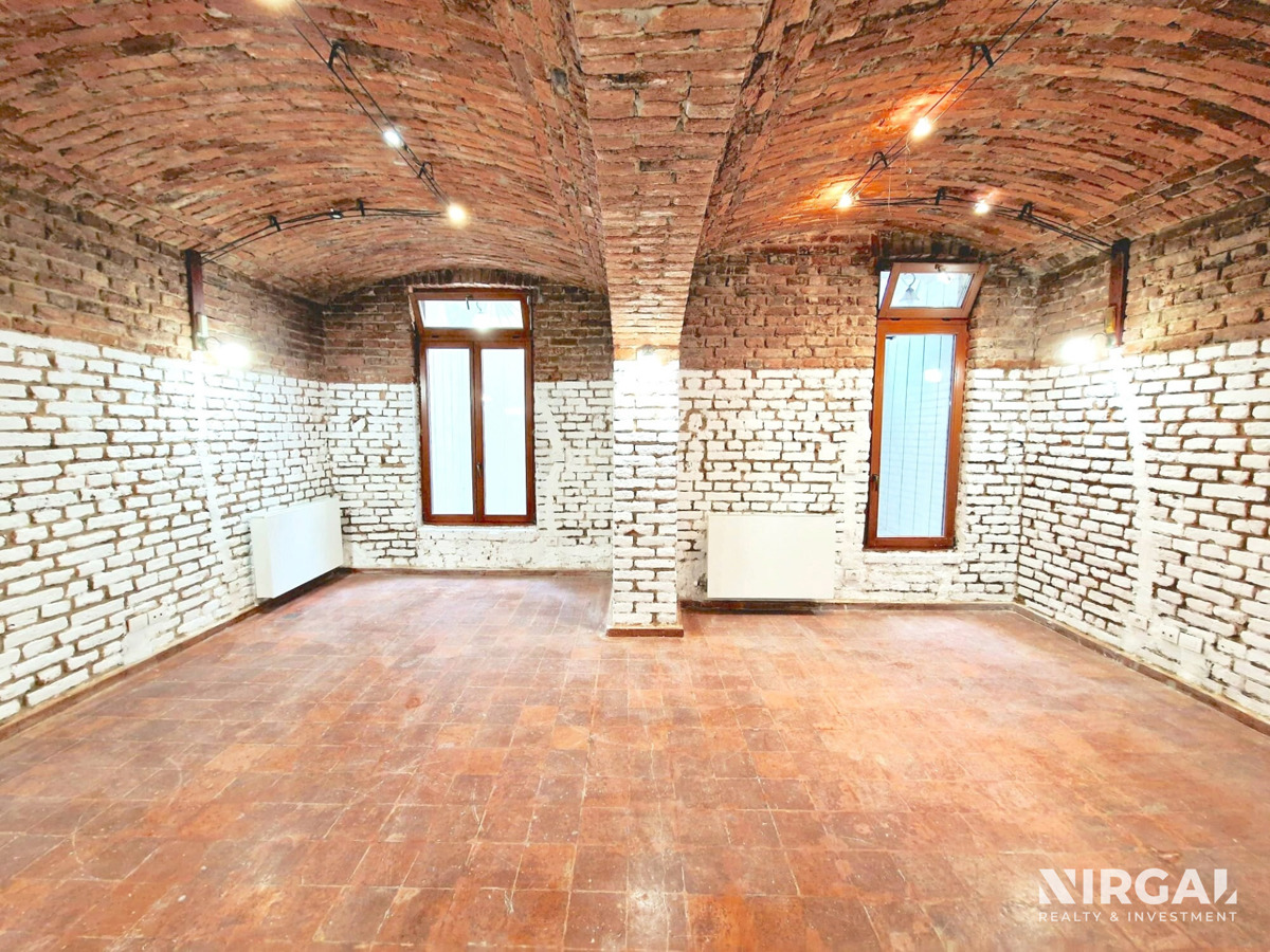 Commercial property for sale · 86 m²