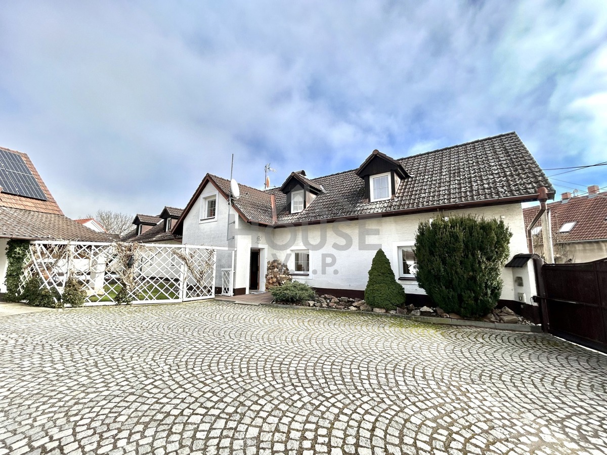 Fotografie 3 - Prodej domu · Rodinný · 239 m² · 5 pokojů