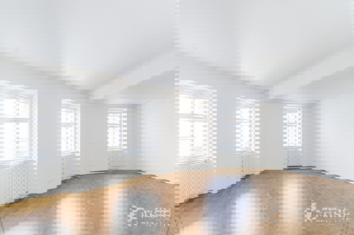 Pronájem bytu · 4+kk · 170 m²