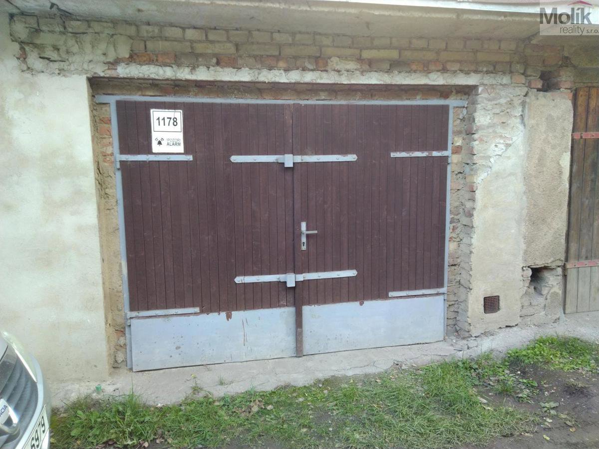 Photo 2/5