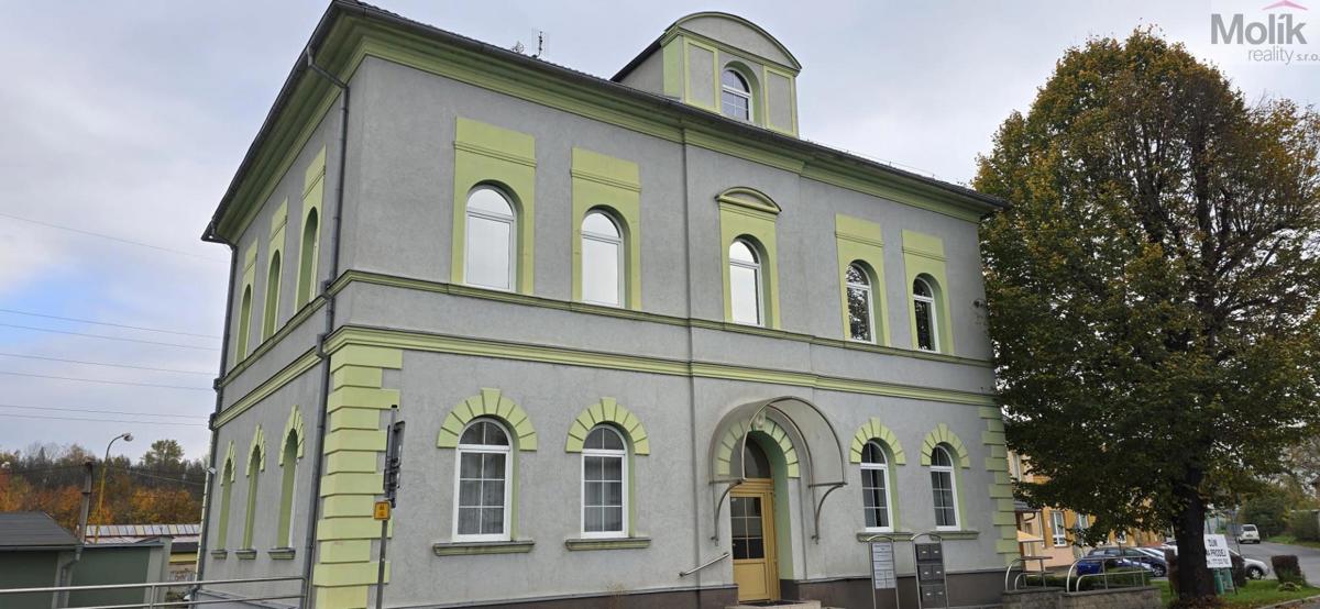 Commercial property for rent · 140 m²