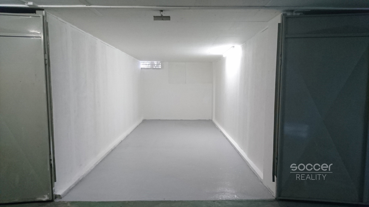 Garage for sale · 18 m²