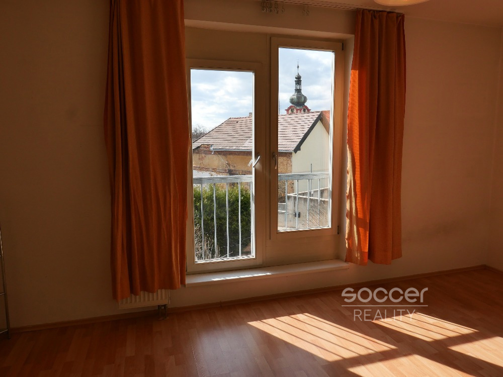 Pronájem bytu · 1+kk · 32 m²