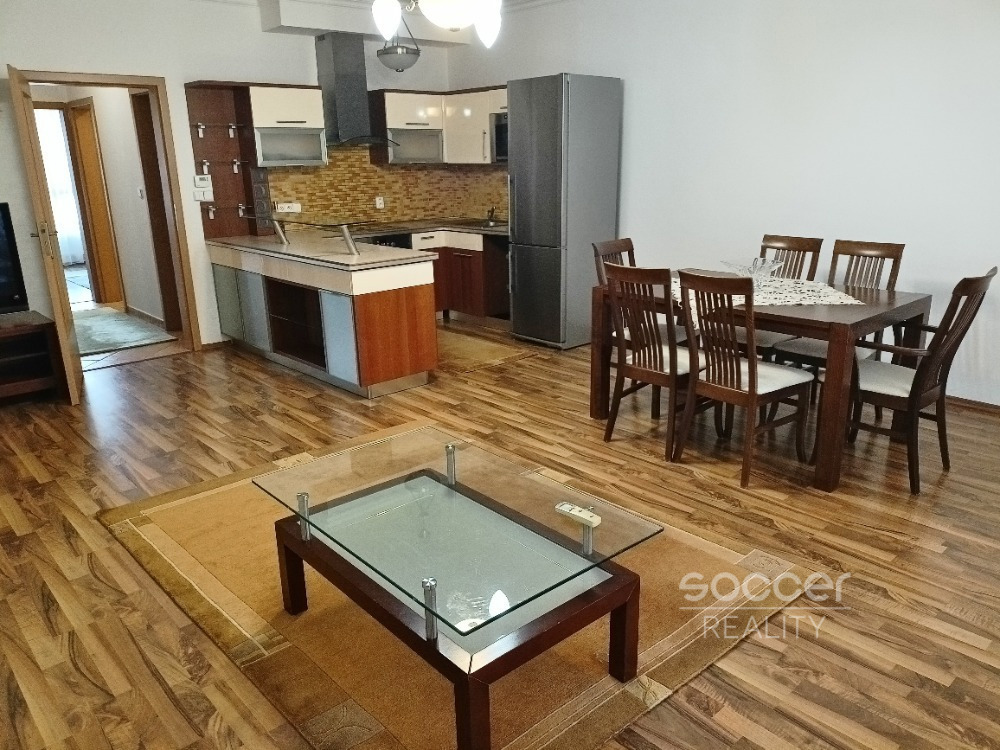 Pronájem bytu · 3+kk · 82 m²