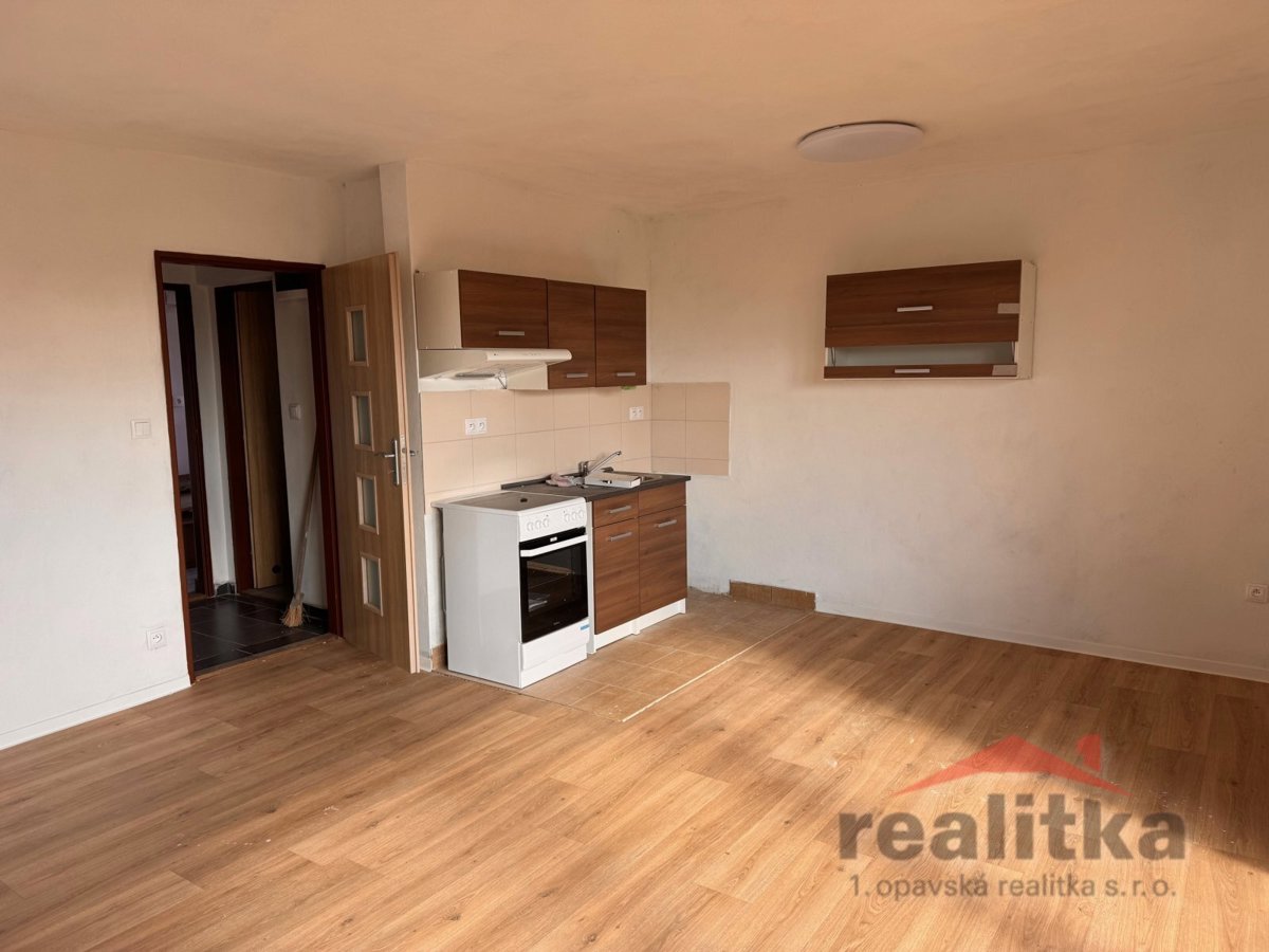 Fotografie 2 - Pronájem bytu · 2+kk · 43 m²